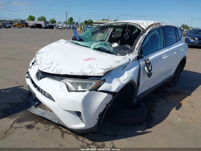Toyota RAV4 LE 2018 2T3ZFREV1JW445763 Image 6