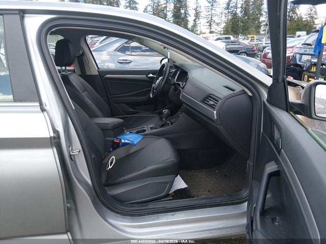 2019 VOLKSWAGEN JETTA 3VWC57BU2KM191795 Photo 4