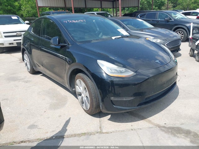 2021 TESLA MODEL Y 5YJYGDEE1MF258528