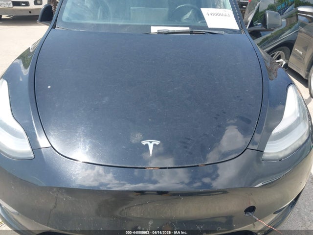 2021 TESLA MODEL Y 5YJYGDEE1MF258528 Photo 9