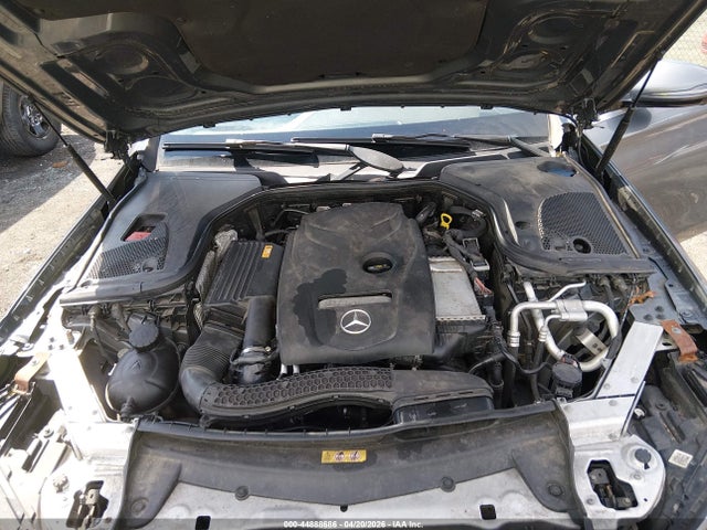 44888686 :رقم المزاد ، WDDZF4KB3HA219705 vin ، 2017 Mercedes-benz E 300 4matic مزاد بيع