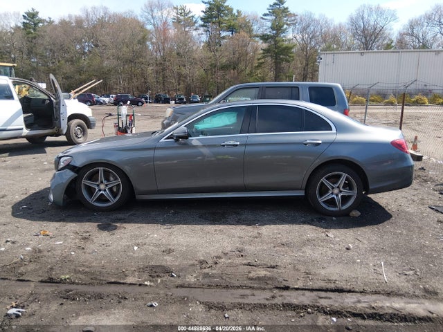 44888686 :رقم المزاد ، WDDZF4KB3HA219705 vin ، 2017 Mercedes-benz E 300 4matic مزاد بيع