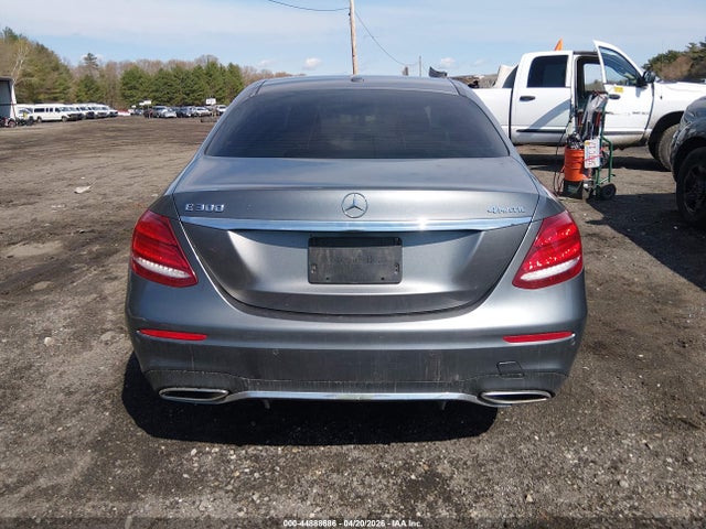 44888686 :رقم المزاد ، WDDZF4KB3HA219705 vin ، 2017 Mercedes-benz E 300 4matic مزاد بيع