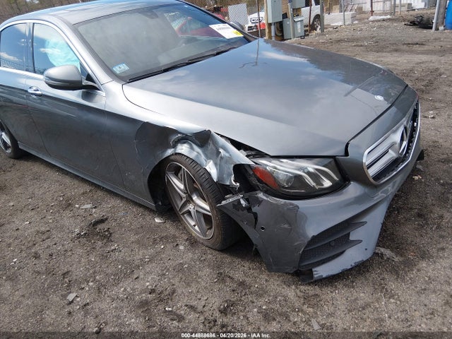 44888686 :رقم المزاد ، WDDZF4KB3HA219705 vin ، 2017 Mercedes-benz E 300 4matic مزاد بيع