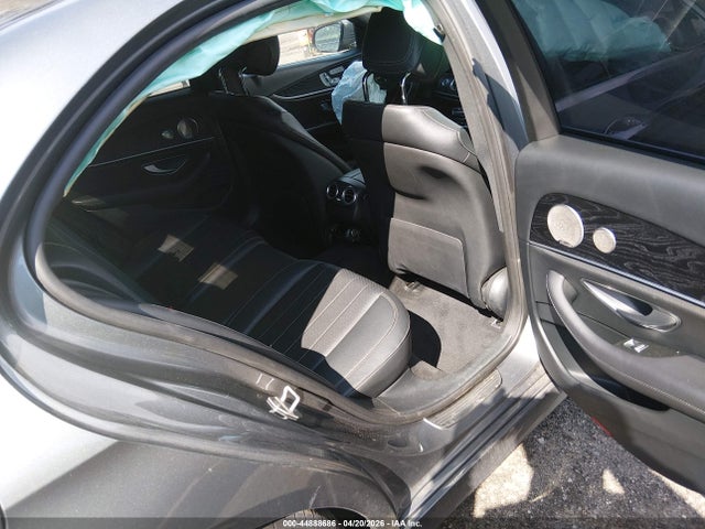 44888686 :رقم المزاد ، WDDZF4KB3HA219705 vin ، 2017 Mercedes-benz E 300 4matic مزاد بيع