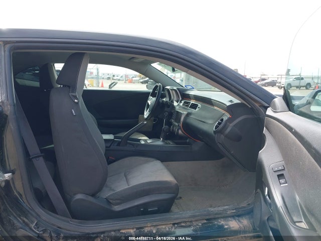 44888711 :رقم المزاد ، 2G1FD1E31F9249597 vin ، 2015 Chevrolet Camaro 1lt مزاد بيع