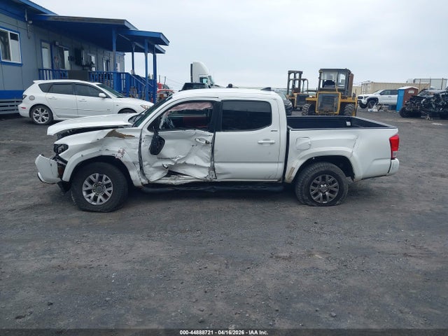 Продаж на аукціоні авто 2017 Toyota Tacoma Sr5 V6, vin: 3TMCZ5AN7HM097278, номер лоту: 44888721