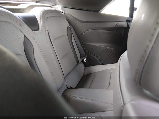 44888753 :رقم المزاد ، 1G1FD3DX6K0101157 vin ، 2019 Chevrolet Camaro 3lt مزاد بيع