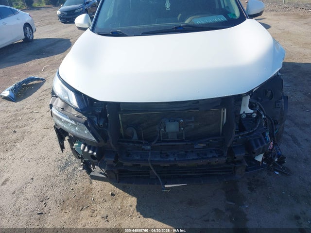 44888760 :رقم المزاد ، 5N1AT3BB4MC784419 vin ، 2021 Nissan Rogue Sv Intelligent Awd مزاد بيع