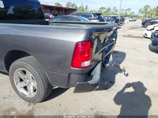 2018 Ram 1500 Express  4x2 6'4 Box მანქანა იყიდება აუქციონზე, vin: 1C6RR6FT0JS279948, აუქციონის ნომერი: 44888762