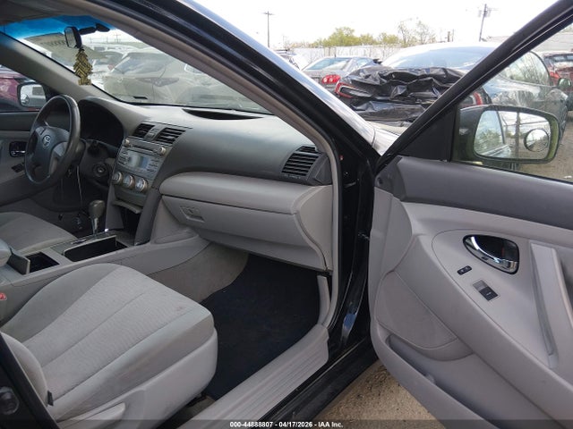 Aukcja sprzedaży 2011 Toyota Camry Le, vin: 4T1BF3EK4BU770521, numer aukcji: 44888807