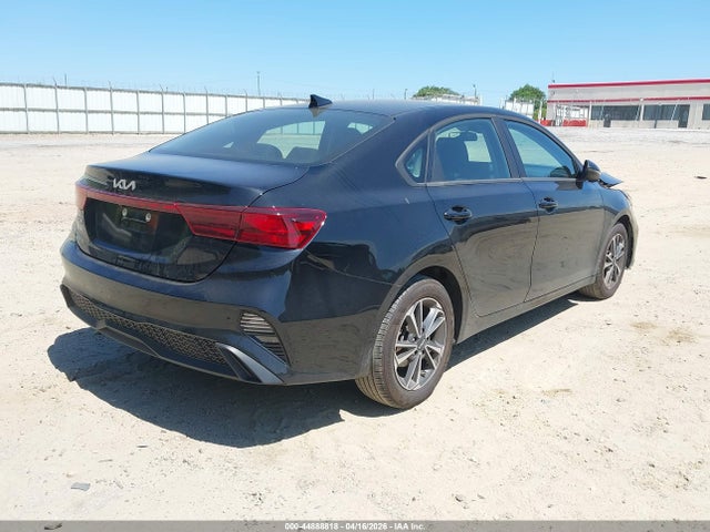 Aukcja sprzedaży 2024 Kia Forte Lxs, vin: 3KPF24AD3RE714335, numer aukcji: 44888818