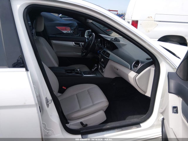 44888819 :رقم المزاد ، WDDGF4HB6EA900340 vin ، 2014 Mercedes-benz C 250 Sport مزاد بيع