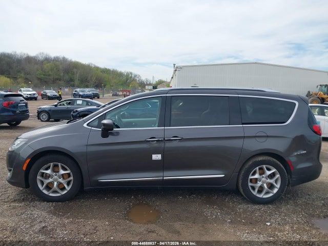Aukcja sprzedaży 2017 Chrysler Pacifica Touring-l Plus, vin: 2C4RC1EG1HR541795, numer aukcji: 44888837