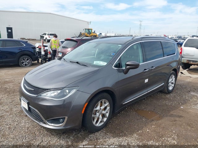Aukcja sprzedaży 2017 Chrysler Pacifica Touring-l Plus, vin: 2C4RC1EG1HR541795, numer aukcji: 44888837