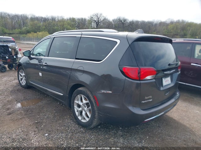 Aukcja sprzedaży 2017 Chrysler Pacifica Touring-l Plus, vin: 2C4RC1EG1HR541795, numer aukcji: 44888837