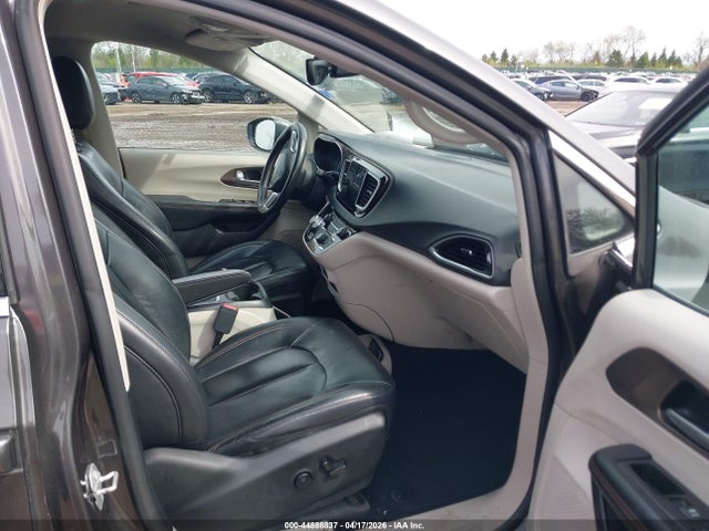 Aukcja sprzedaży 2017 Chrysler Pacifica Touring-l Plus, vin: 2C4RC1EG1HR541795, numer aukcji: 44888837