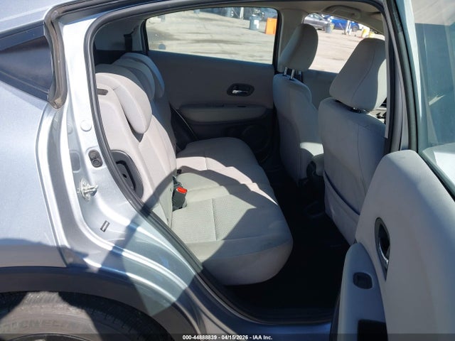 3CZRU5H30JM720639 Honda HR-V LX