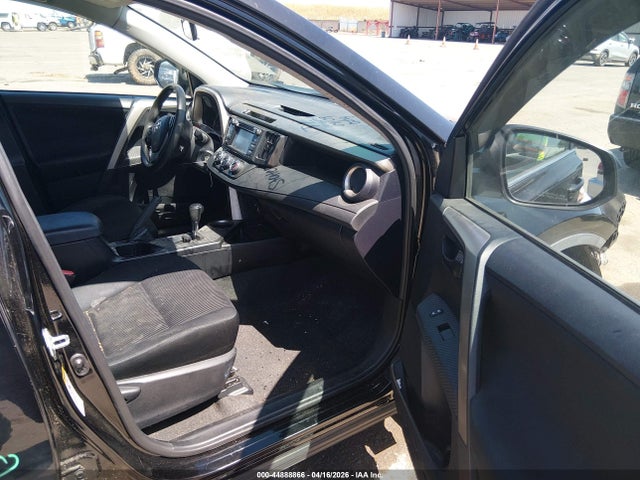 2T3BFREVXFW271507 Toyota RAV4 LE