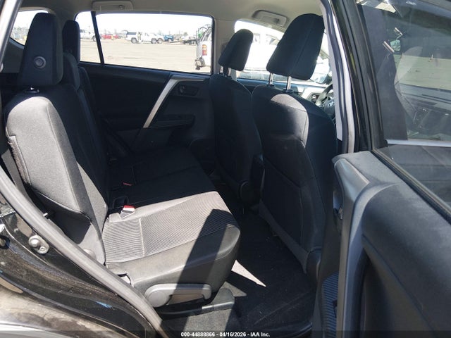 2T3BFREVXFW271507 Toyota RAV4 LE