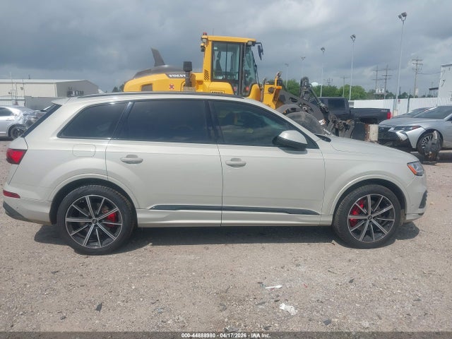 44888980 :رقم المزاد ، WA1LXBF78PD008675 vin ، 2023 Audi Q7 Premium Plus 55 Tfsi Quattro Tiptronic مزاد بيع