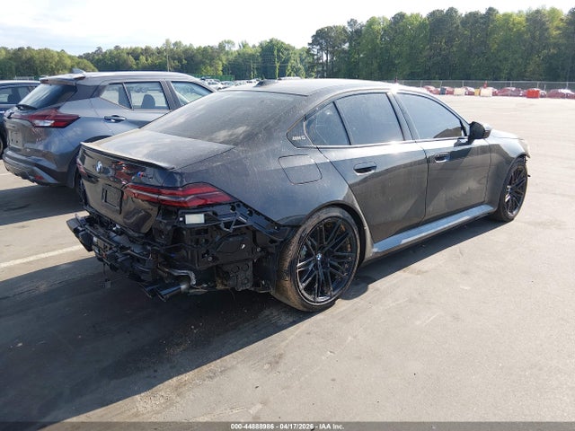 BMW M5 2026 WBS83FK06TCV90680 Image 4