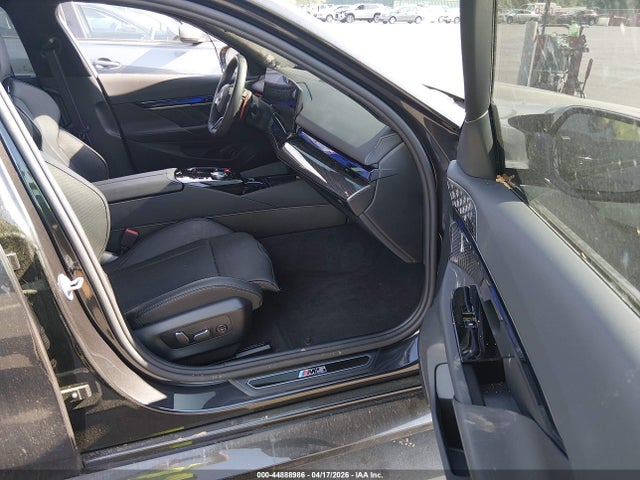 BMW M5 2026 WBS83FK06TCV90680 Image 5