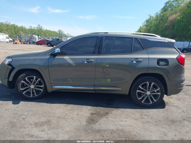 44889051 :رقم المزاد ، 3GKALXEX3JL221725 vin ، 2018 Gmc Terrain Denali مزاد بيع