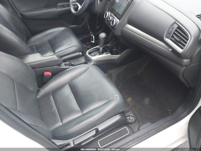 44889055 :رقم المزاد ، 3HGGK5H85FM753918 vin ، 2015 Honda Fit Ex/ex-l مزاد بيع