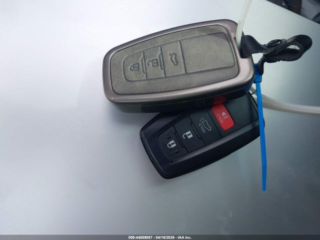 Продаж на аукціоні авто 2023 Toyota Highlander Limited, vin: 5TDKDRBH6PS013945, номер лоту: 44889087