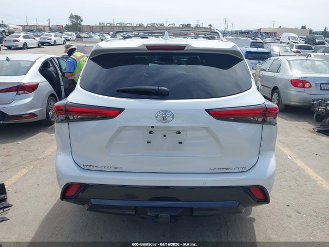 Продаж на аукціоні авто 2023 Toyota Highlander Limited, vin: 5TDKDRBH6PS013945, номер лоту: 44889087