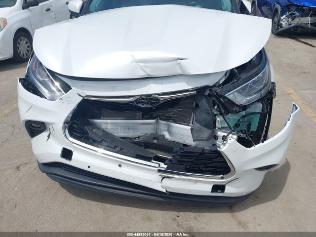 Продаж на аукціоні авто 2023 Toyota Highlander Limited, vin: 5TDKDRBH6PS013945, номер лоту: 44889087