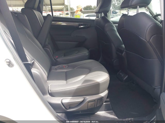 Продаж на аукціоні авто 2023 Toyota Highlander Limited, vin: 5TDKDRBH6PS013945, номер лоту: 44889087