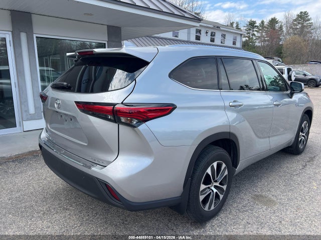 2021 TOYOTA HIGHLANDER 5TDGZRBH7MS072084 Photo 3