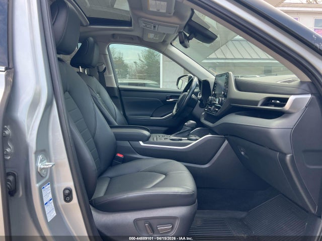2021 TOYOTA HIGHLANDER 5TDGZRBH7MS072084 Photo 4