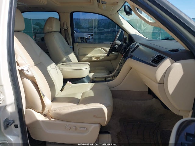 Продажа на аукционе авто 2007 Cadillac Escalade Standard, vin: 1GYFK63867R139753, номер лота: 44889104