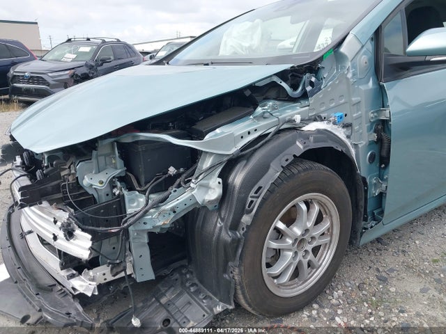 JTDKAMFU6M3152540 Toyota Prius Le