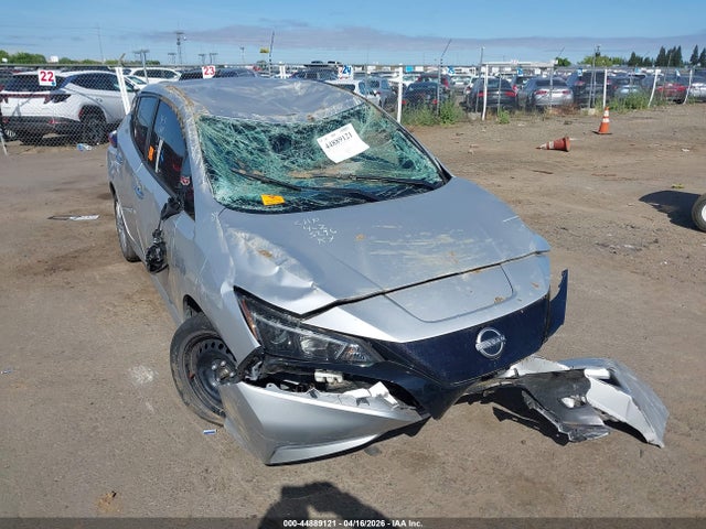 1N4AZ1BV4PC555296 Nissan Leaf S 40 Kwh