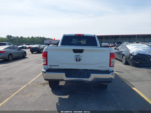 44889128 :رقم المزاد ، 3C6UR5DL9RG266402 vin ، 2024 Ram 2500 Big Horn  4x4 6'4 Box مزاد بيع