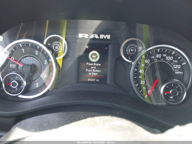 44889128 :رقم المزاد ، 3C6UR5DL9RG266402 vin ، 2024 Ram 2500 Big Horn  4x4 6'4 Box مزاد بيع