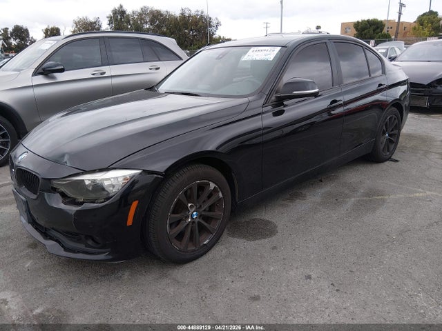WBA8E1G32HNU16007 BMW 320i
