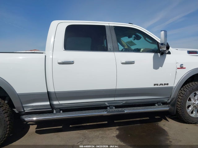 3C6UR5FL4LG283998 RAM 2500 Laramie 4x4 6&#039;4 Box