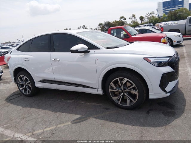 2024 Audi Q4 Sportback E-tron Premium 50 Quattro მანქანა იყიდება აუქციონზე, vin: WA122BFZXRP009646, აუქციონის ნომერი: 44889145