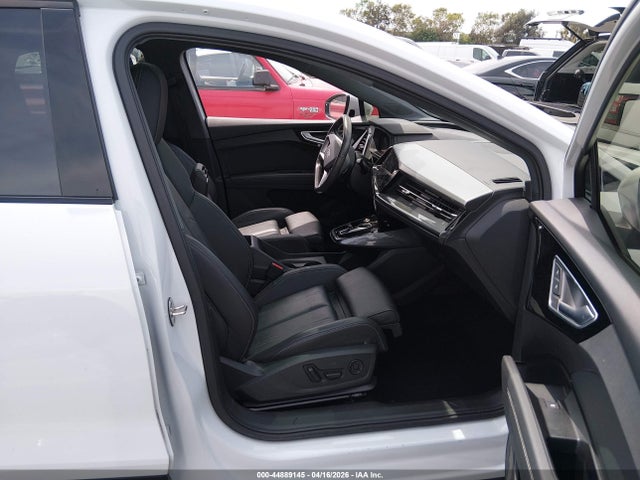 2024 Audi Q4 Sportback E-tron Premium 50 Quattro მანქანა იყიდება აუქციონზე, vin: WA122BFZXRP009646, აუქციონის ნომერი: 44889145