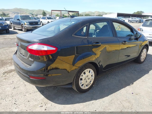 Ford FIESTA S 2015 3FADP4AJ4FM110962 Image 4