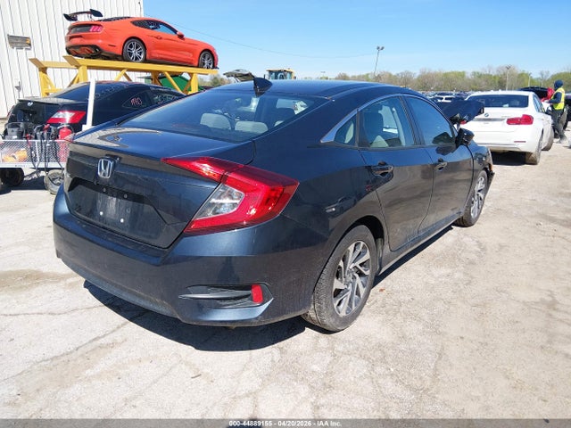 Aukcja sprzedaży 2018 Honda Civic Ex, vin: 19XFC2F70JE033168, numer aukcji: 44889155