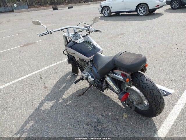 2004 HONDA VT750 JH2RC50444M000037 Photo 2
