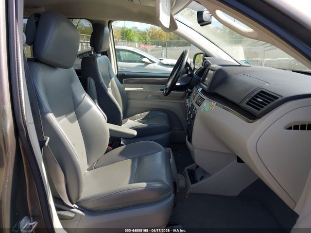 44889165 :رقم المزاد ، 2V4RW3D15AR407223 vin ، 2010 Volkswagen Routan Se مزاد بيع