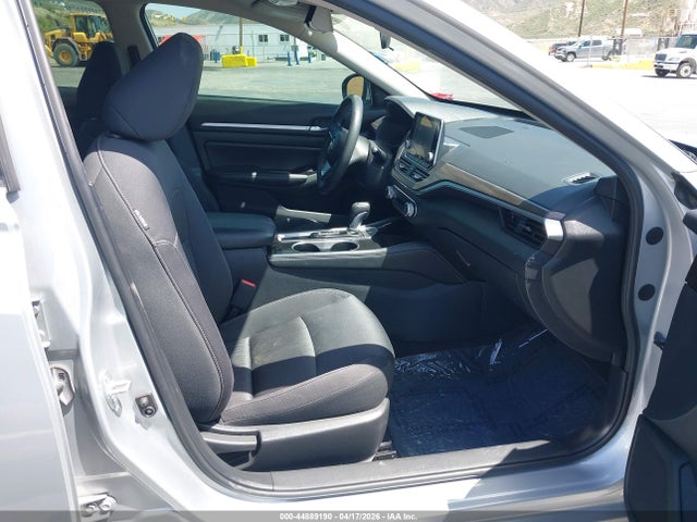 1N4BL4DV1PN311579 Nissan Altima Sv Fwd