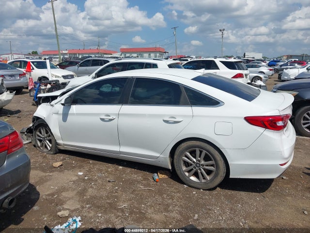 Продажа на аукционе авто 2017 Hyundai Sonata Se, vin: 5NPE24AF5HH577390, номер лота: 44889212